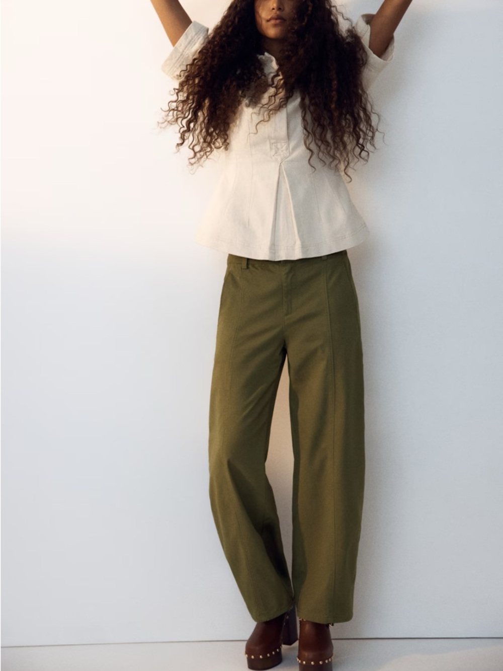 Barrel leg cargo pants